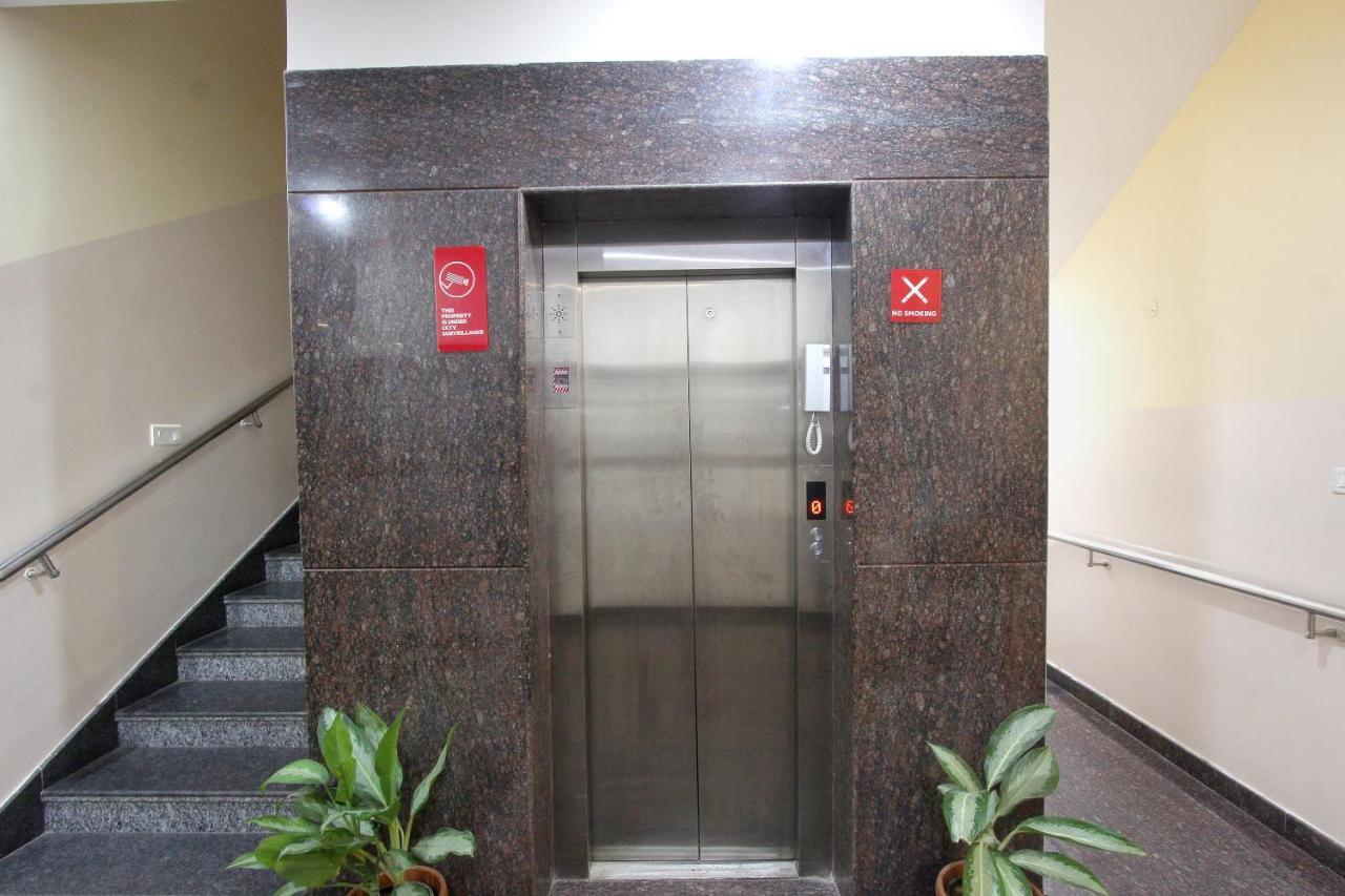 Capital O 70534 Habitat Suites And Rooms Bangalore Bagian luar foto