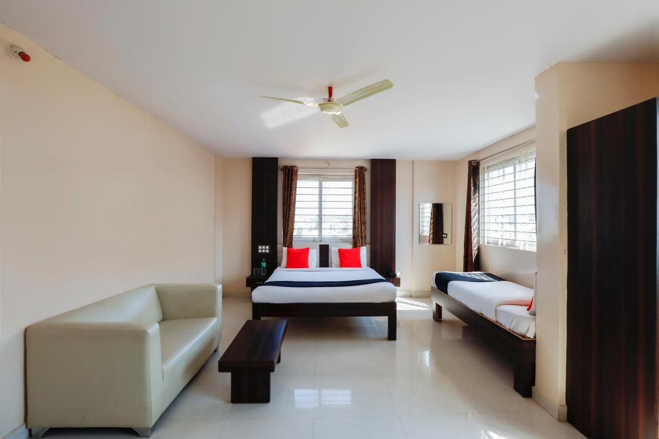 Capital O 70534 Habitat Suites And Rooms Bangalore Bagian luar foto