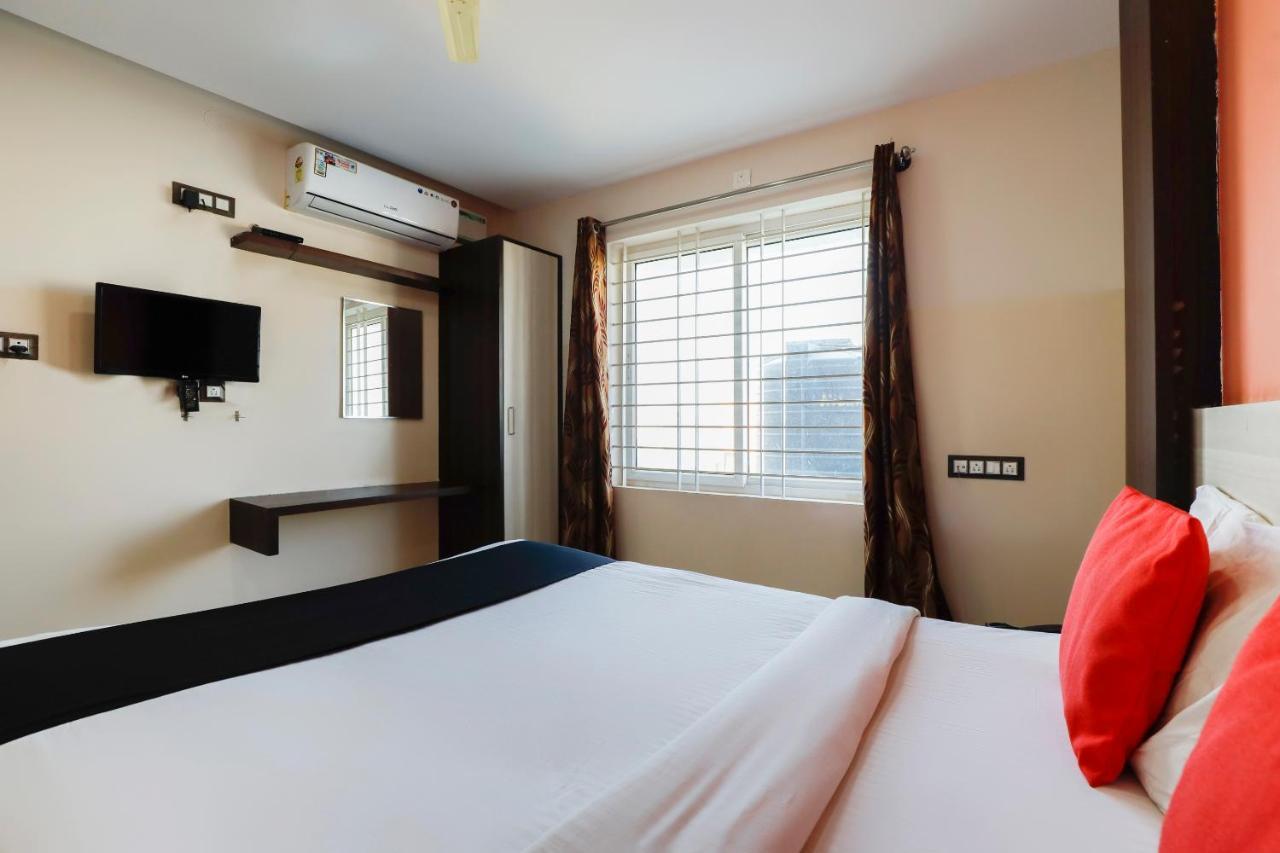 Capital O 70534 Habitat Suites And Rooms Bangalore Bagian luar foto