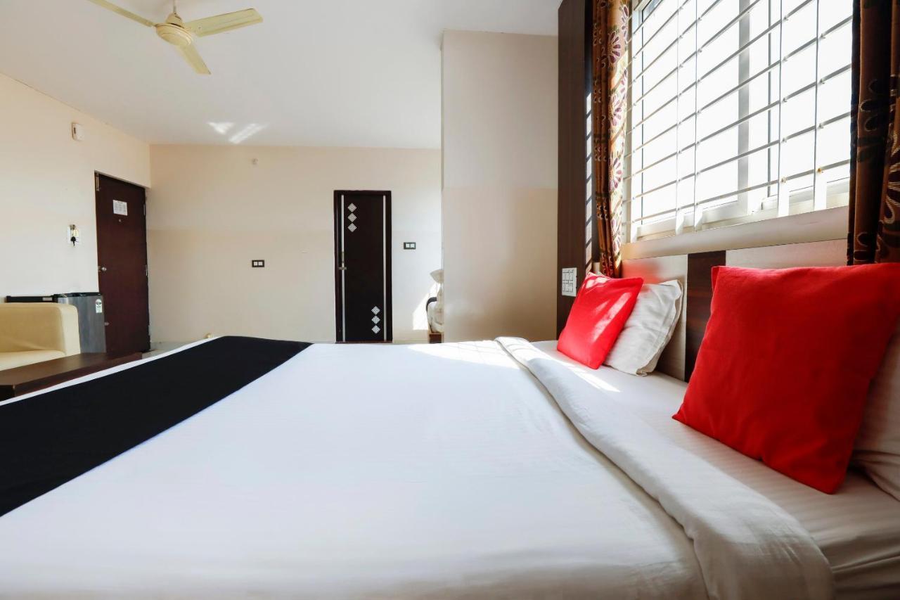 Capital O 70534 Habitat Suites And Rooms Bangalore Bagian luar foto