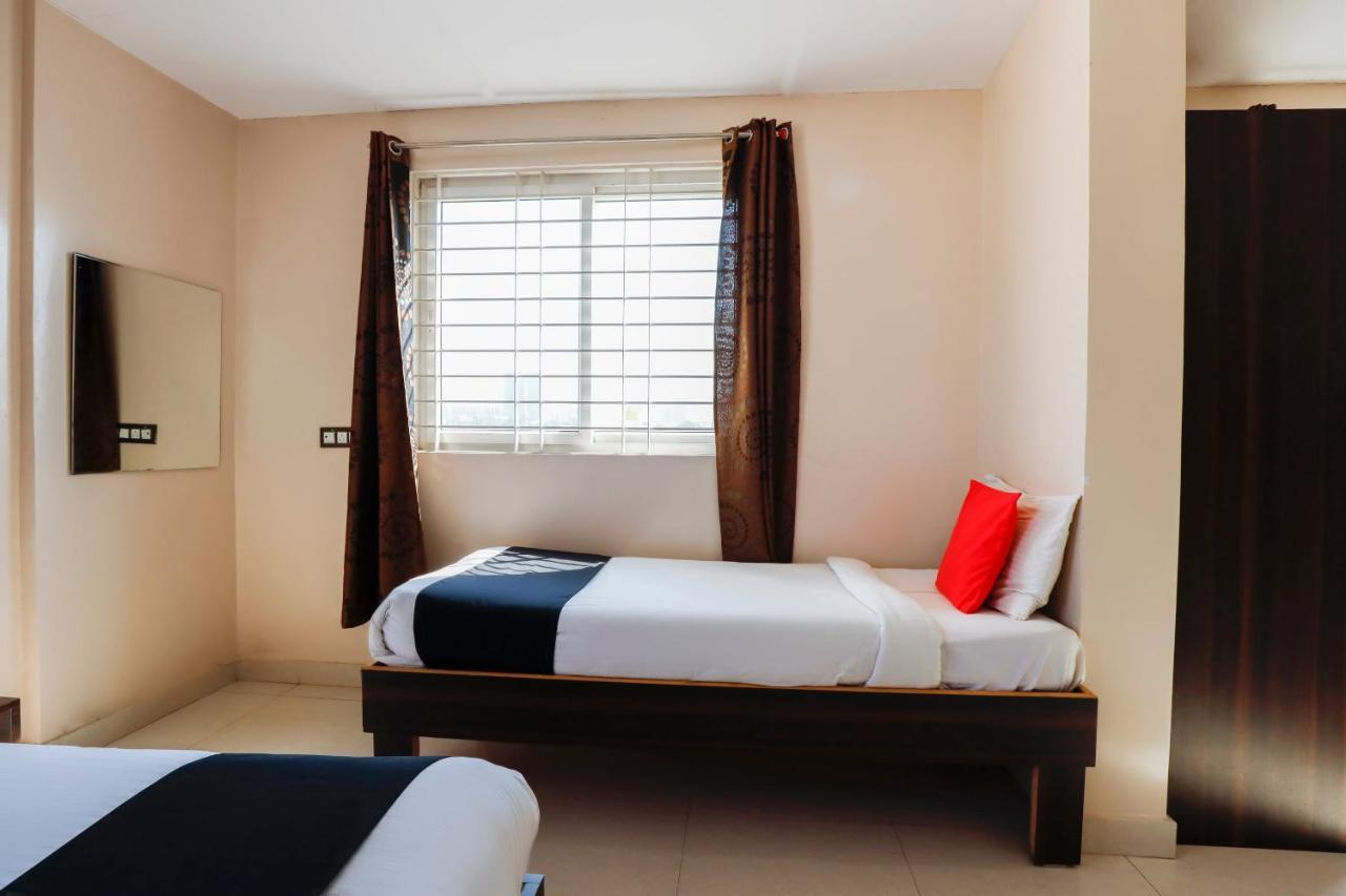 Capital O 70534 Habitat Suites And Rooms Bangalore Bagian luar foto