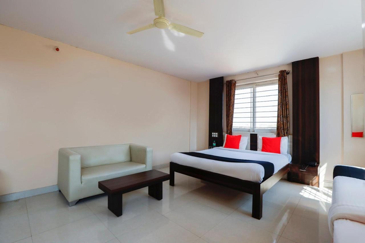 Capital O 70534 Habitat Suites And Rooms Bangalore Bagian luar foto